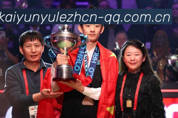 塞克斯顿哈登上演恶意犯规施罗德撞理查兹裆部引争议赛场复盘:最新赛事动态与深度分析 塞克斯顿哈登上演恶意犯规施罗德撞理查兹裆部引争议赛场复盘:最新赛事动态与深度分析